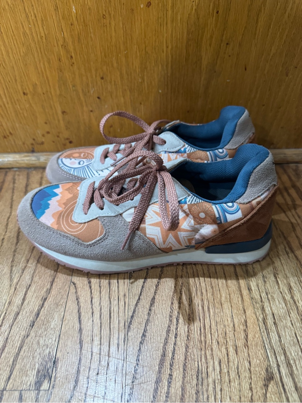 Women’s Inkkas Artsy Eclectic Festival Chunky Sneakers Boho Earthy Tribal Size 7